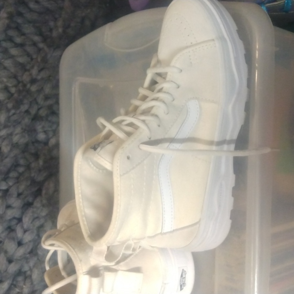 Hi top Vans shoes